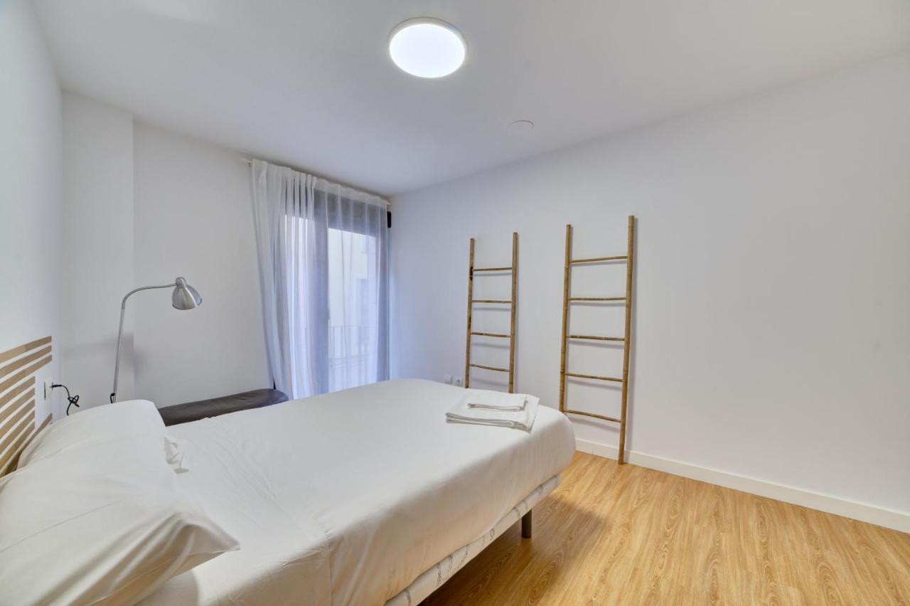 Apartamento El Lobo By Clabao Логроньйо Екстер'єр фото