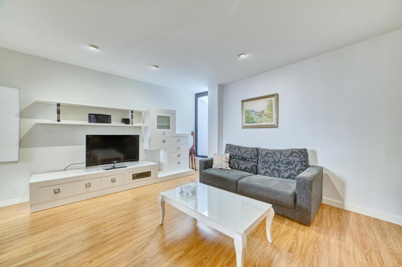 Apartamento El Lobo By Clabao Логроньйо Екстер'єр фото